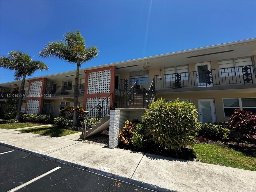 Great oportunity to get a property located a short drive to Lauderdale by the Sea Beach. This Second floor Co Op is in the Imperial Point Neighborhood that is close to shopping, dining and entertainment. With a very low maintenance monthly fee this property is professionally managed which makes for a great investment.
