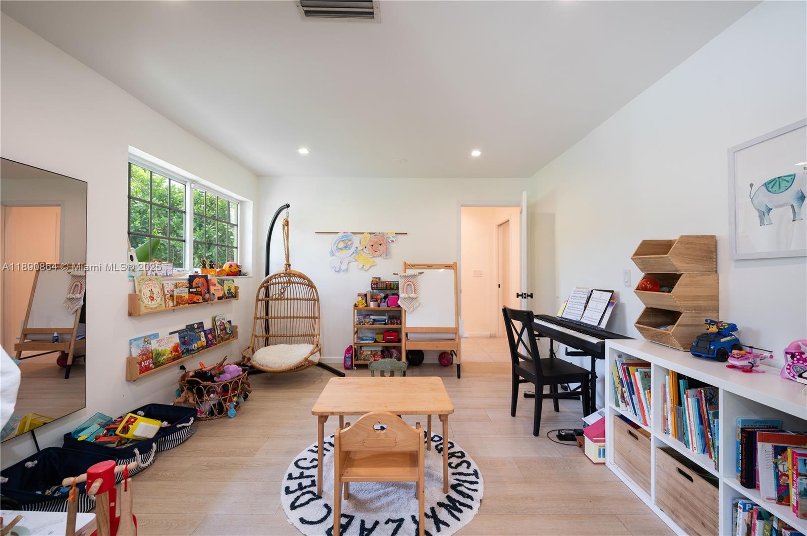 WESTERFIELD MANOR SEC 1 & - Residential