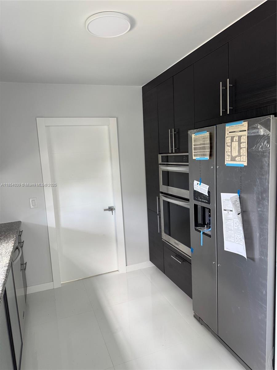 ST JAMES COURT - Residential