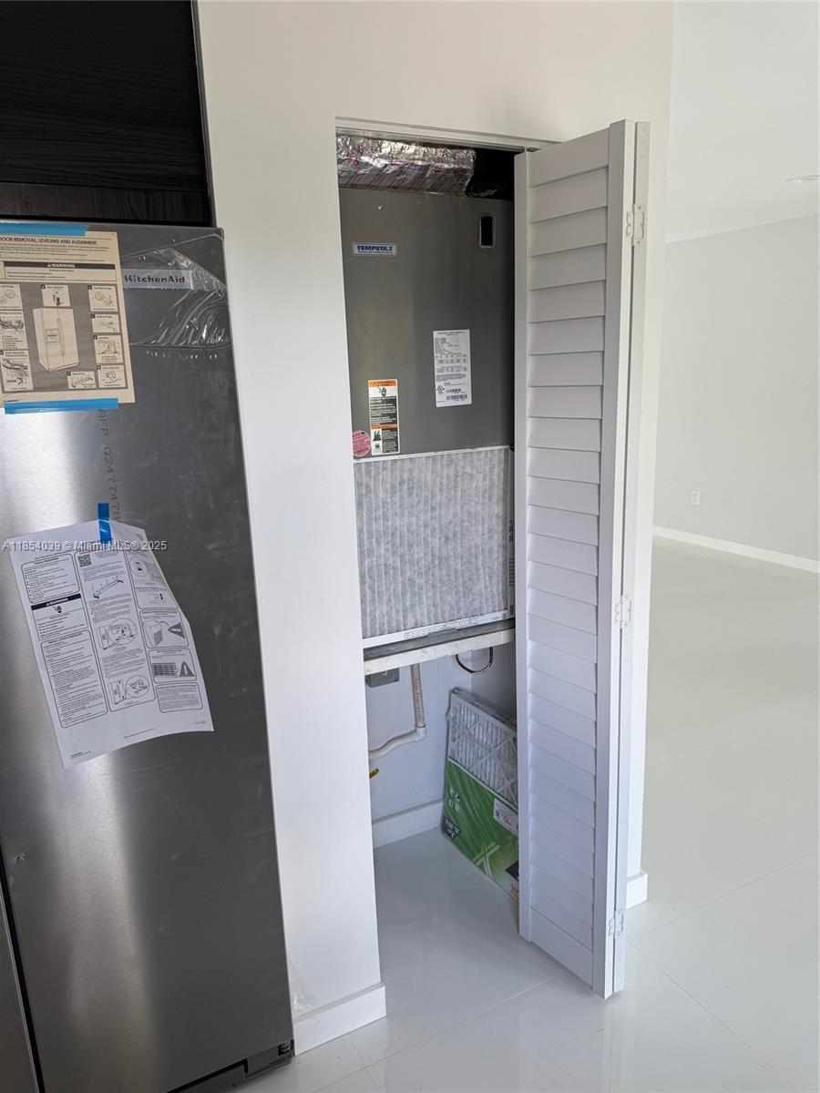 ST JAMES COURT - Residential