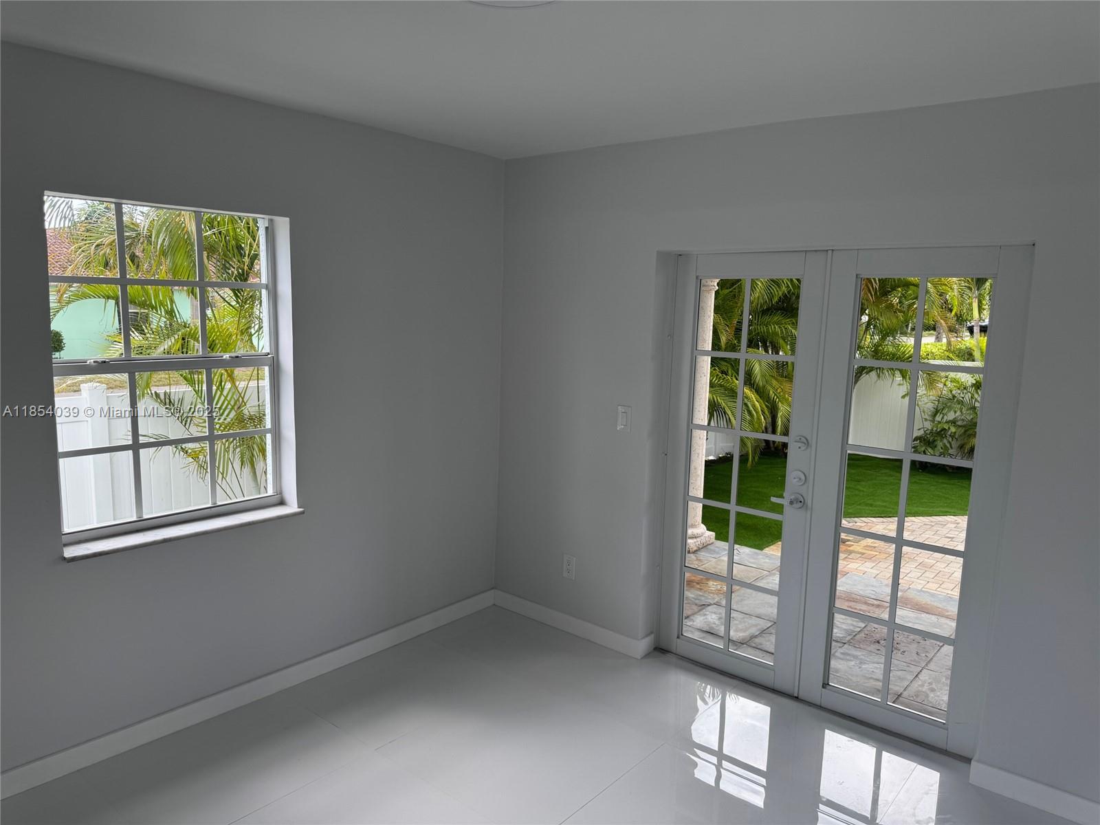 ST JAMES COURT - Residential