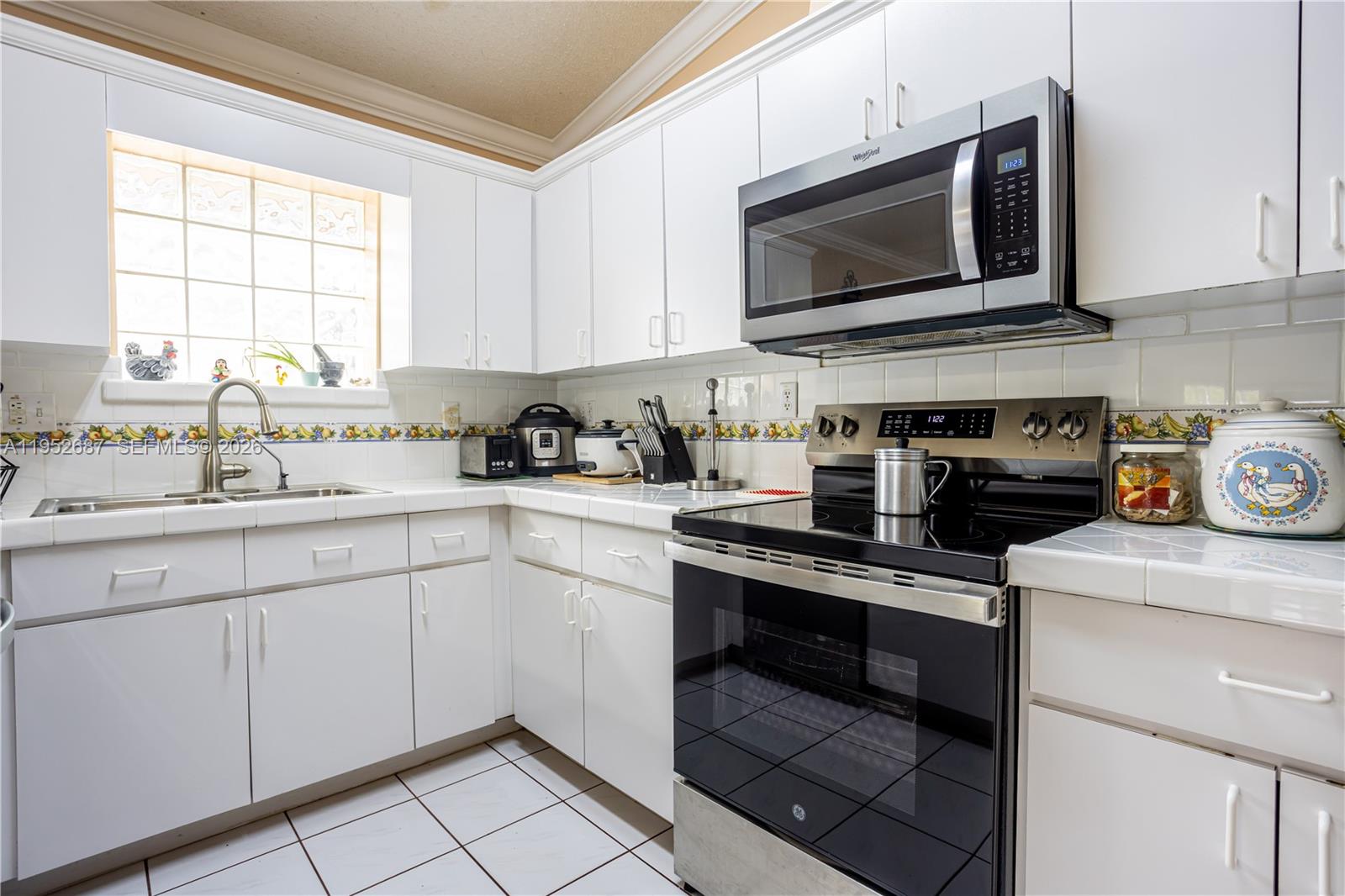 SUPERIOR HOMES ESTATES - Residential