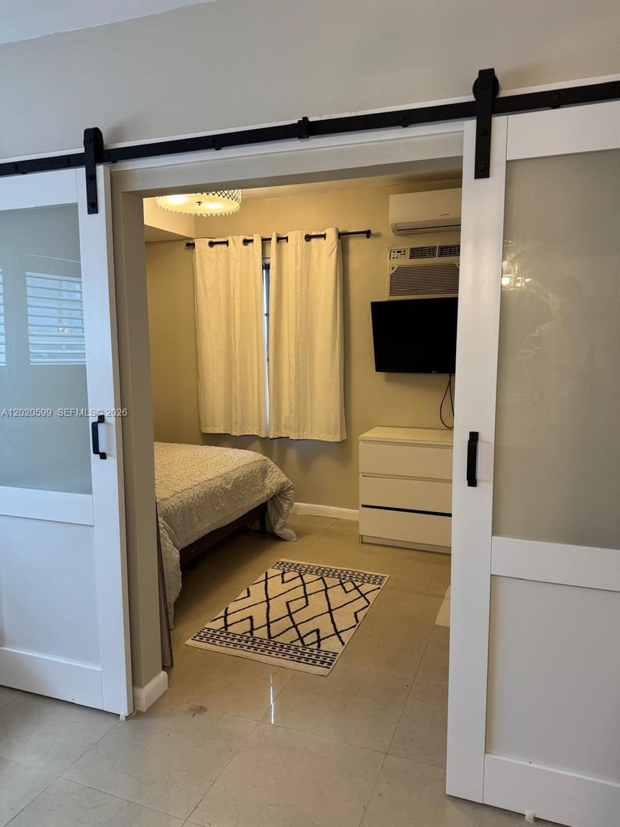 HOLIDAY TOWERS CONDO - Residential