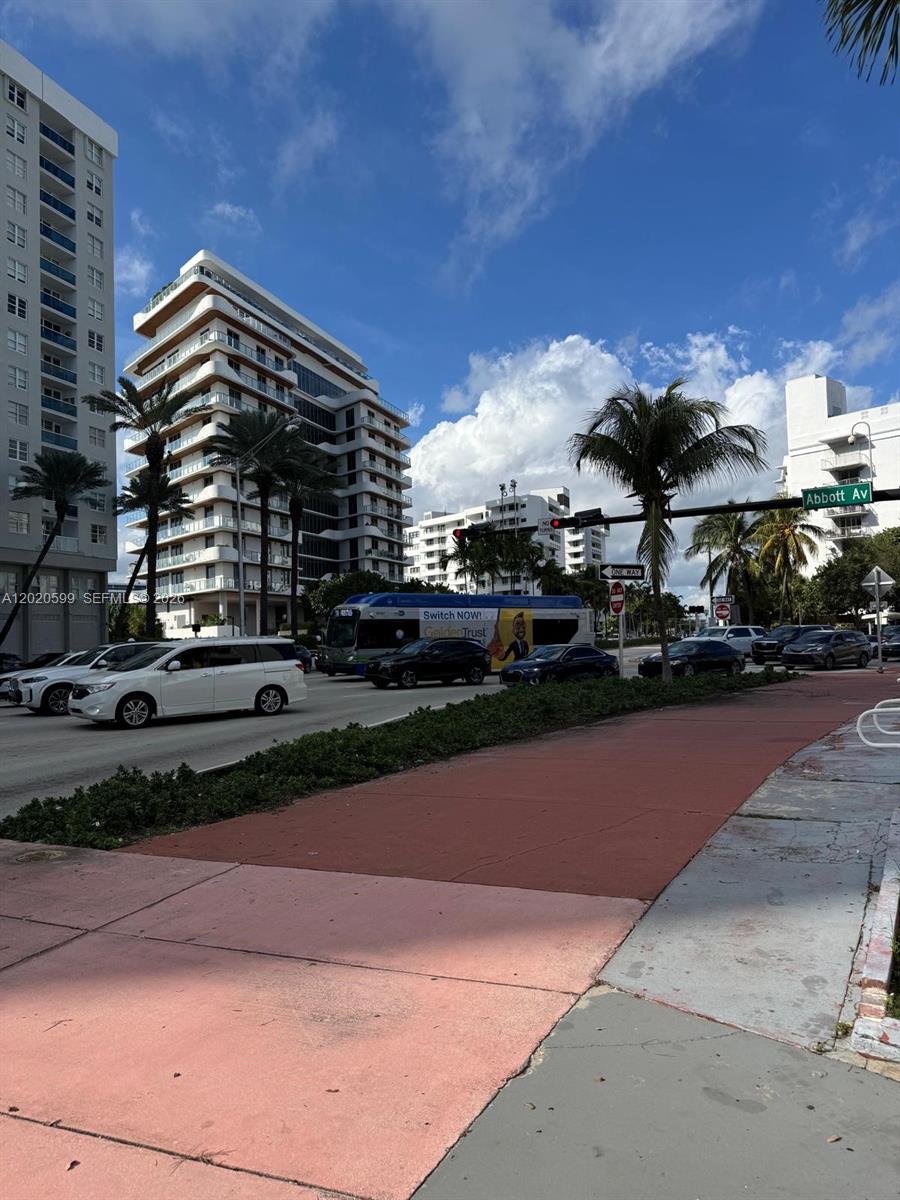 HOLIDAY TOWERS CONDO - Residential