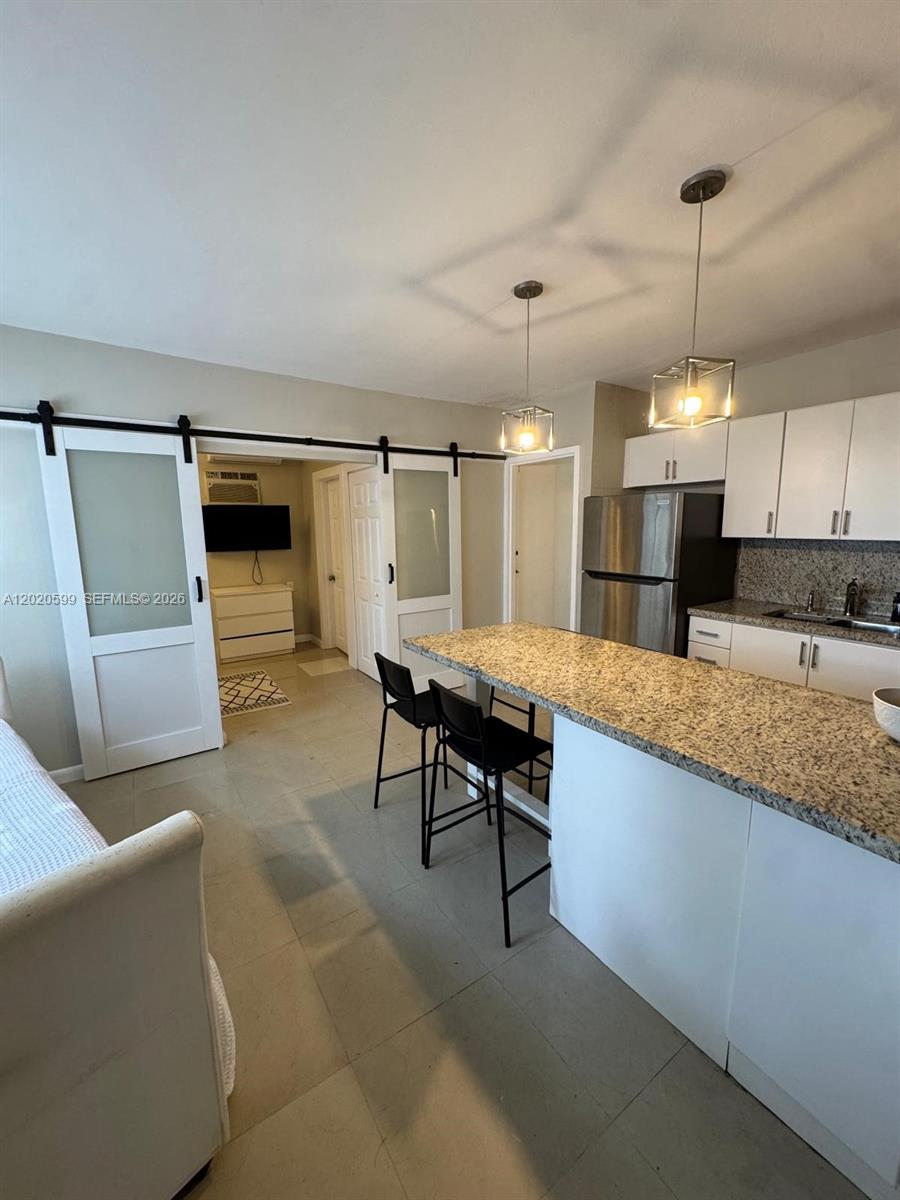 HOLIDAY TOWERS CONDO - Residential