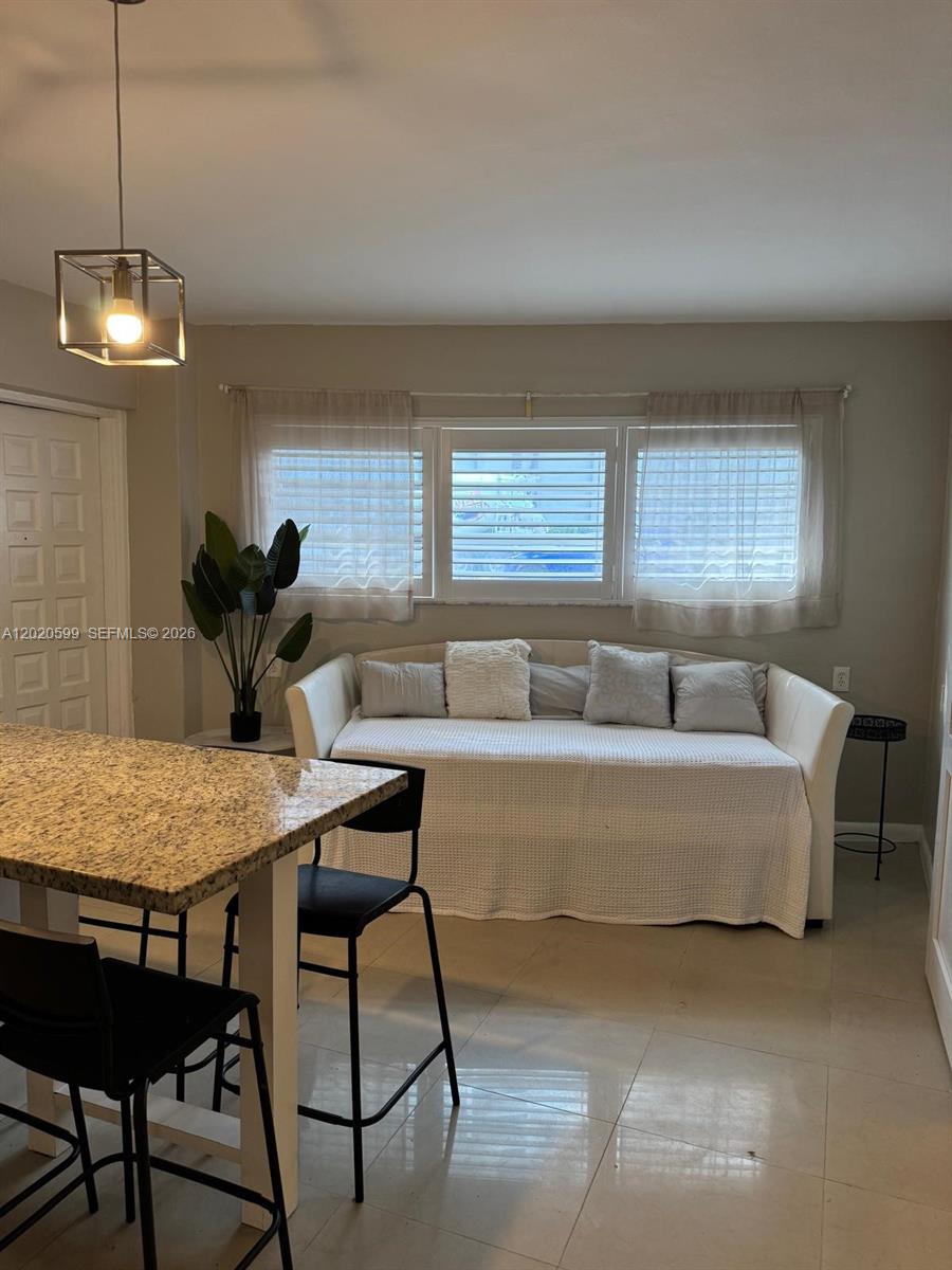 HOLIDAY TOWERS CONDO - Residential
