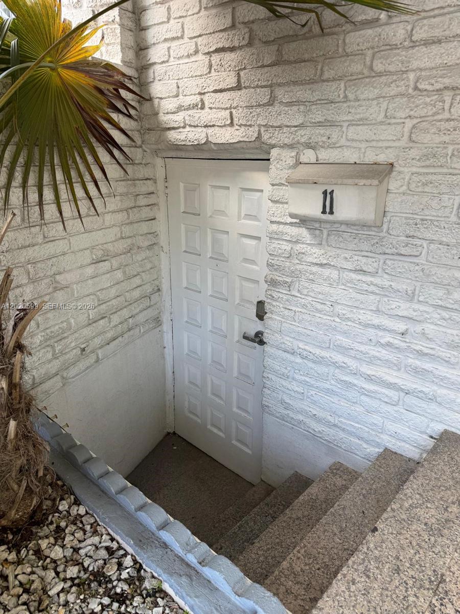 HOLIDAY TOWERS CONDO - Residential