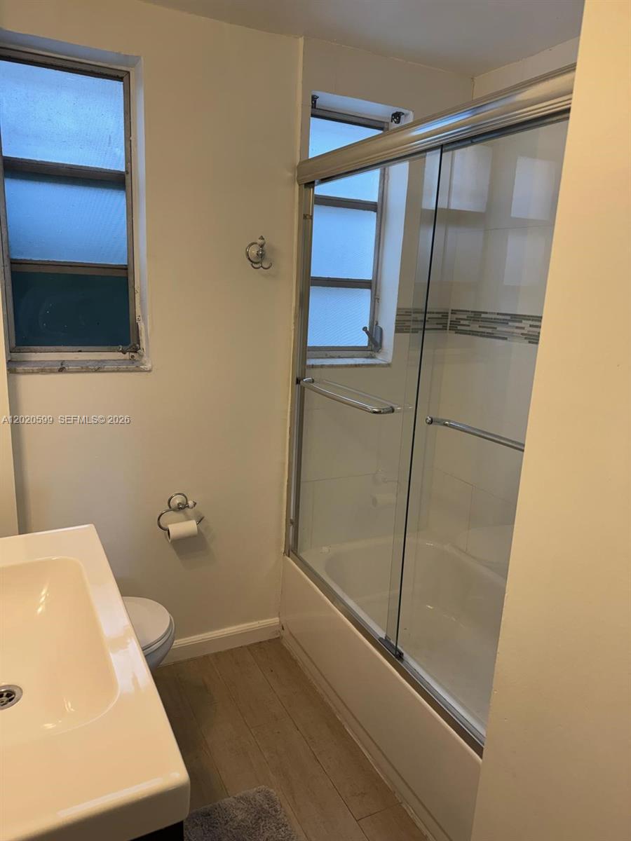 HOLIDAY TOWERS CONDO - Residential