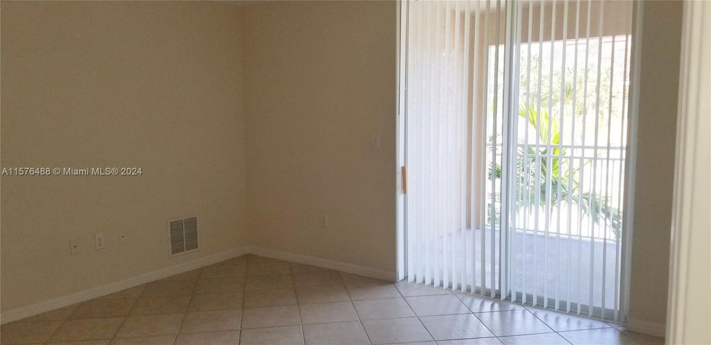 Photo of 6418 Emerald Dunes Dr #303, West Palm Beach, FL 33411 (MLS # A11576488)