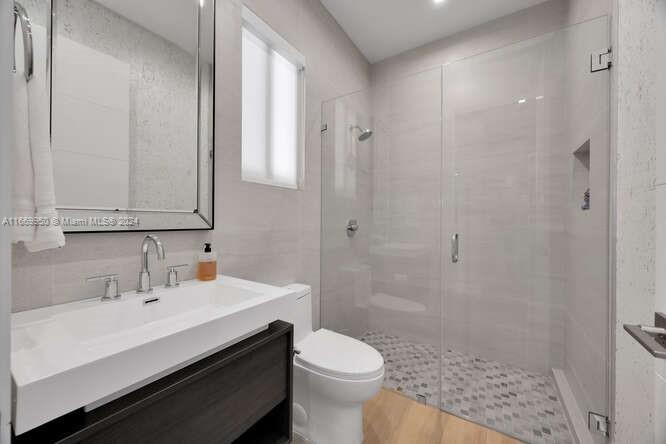 FROW HOMESTEAD - Residential