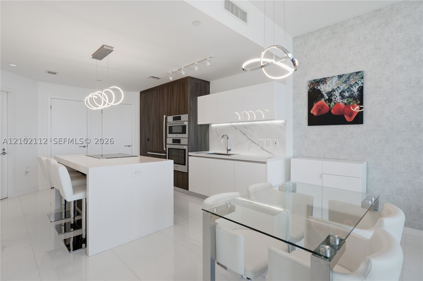 851 NE 1st Ave 3906