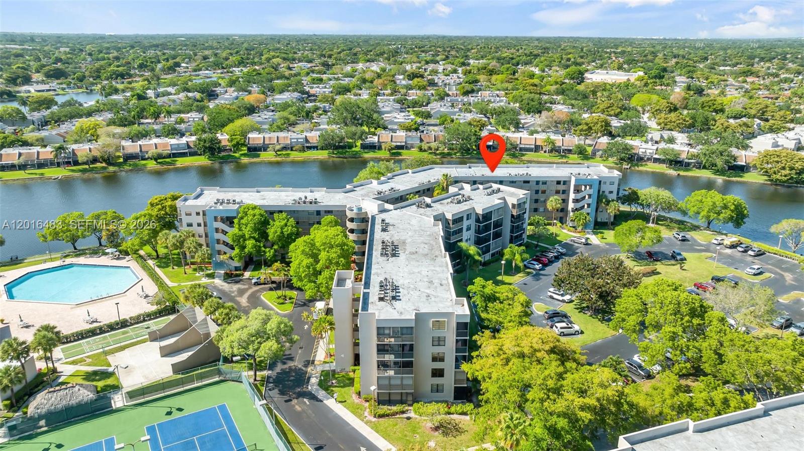 COLONY POINT 4 CONDO - Residential