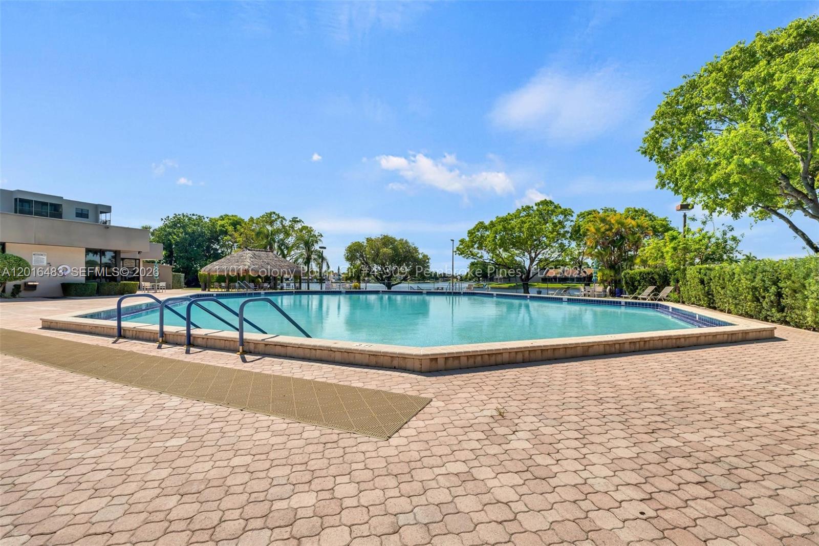 COLONY POINT 4 CONDO - Residential