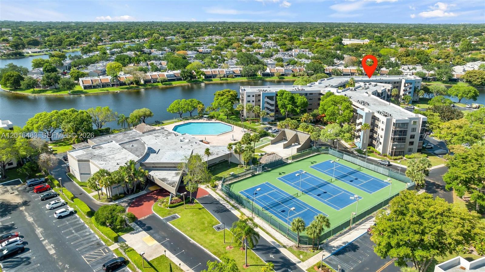 COLONY POINT 4 CONDO - Residential