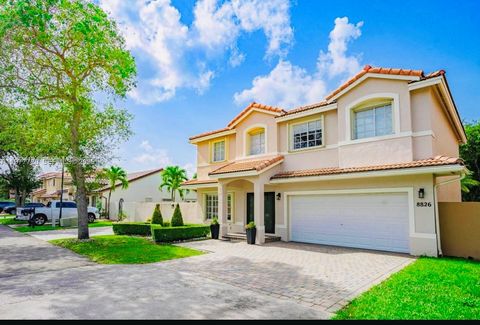8826 NW 189th Ter Hialeah FL 33018