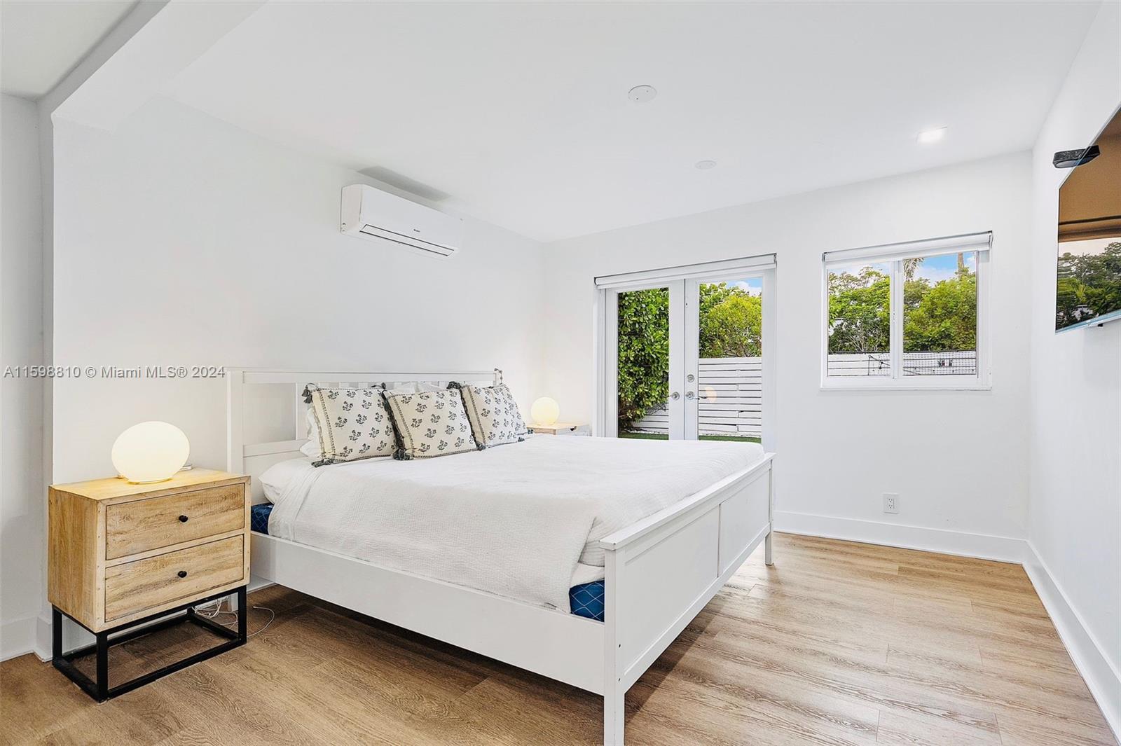 TROPICAL ISLE HOMES SUB 4 - Residential