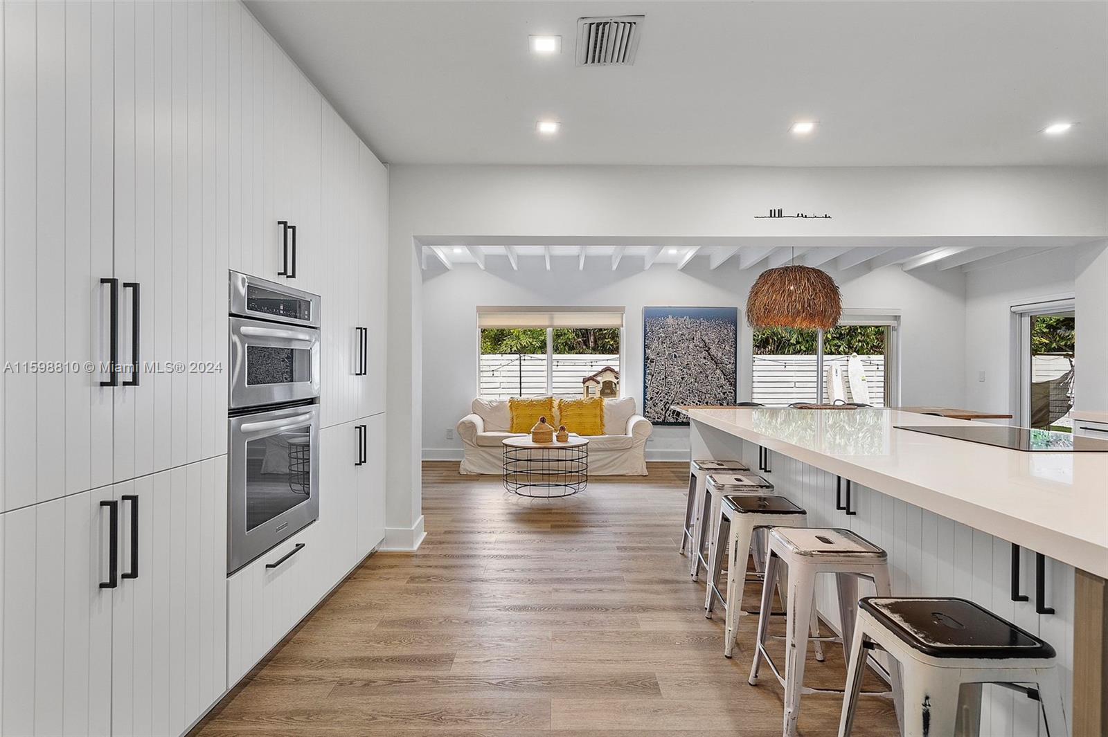 TROPICAL ISLE HOMES SUB 4 - Residential