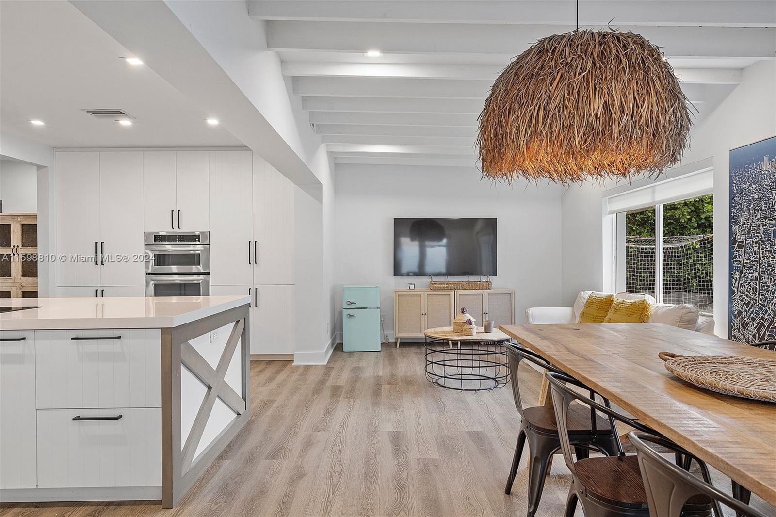 TROPICAL ISLE HOMES SUB 4 - Residential