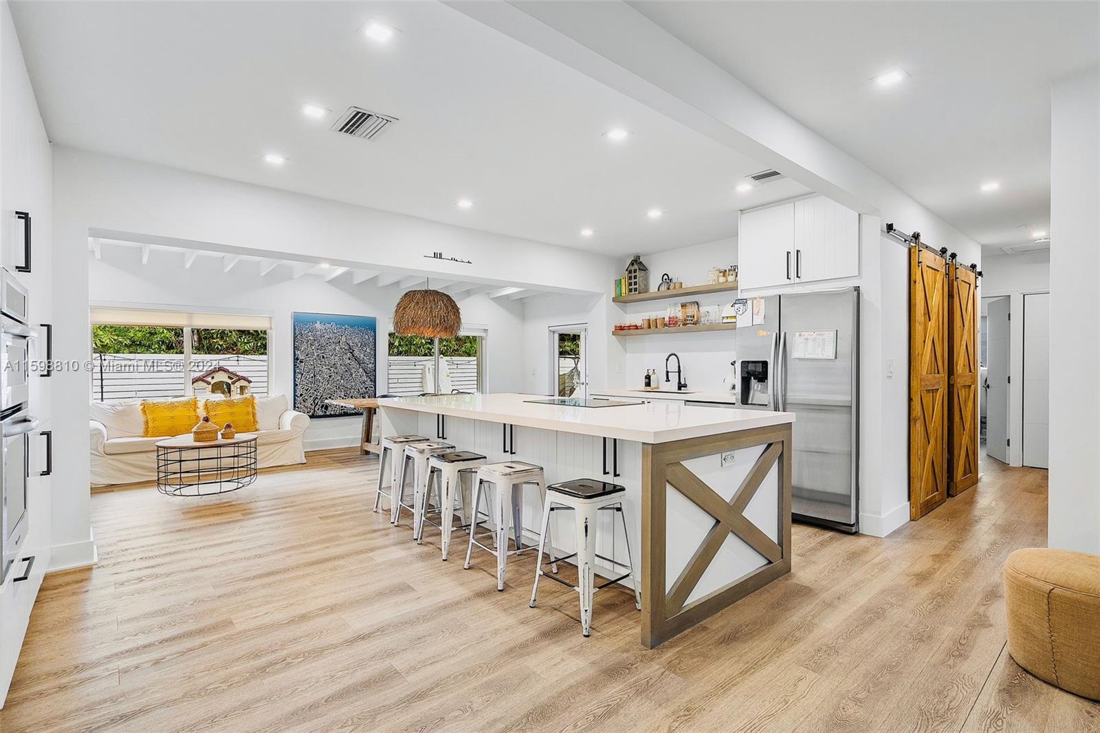 TROPICAL ISLE HOMES SUB 4 - Residential