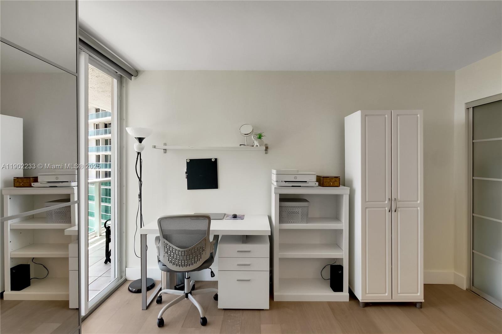 ARLEN HOUSE EAST CONDO - Residential