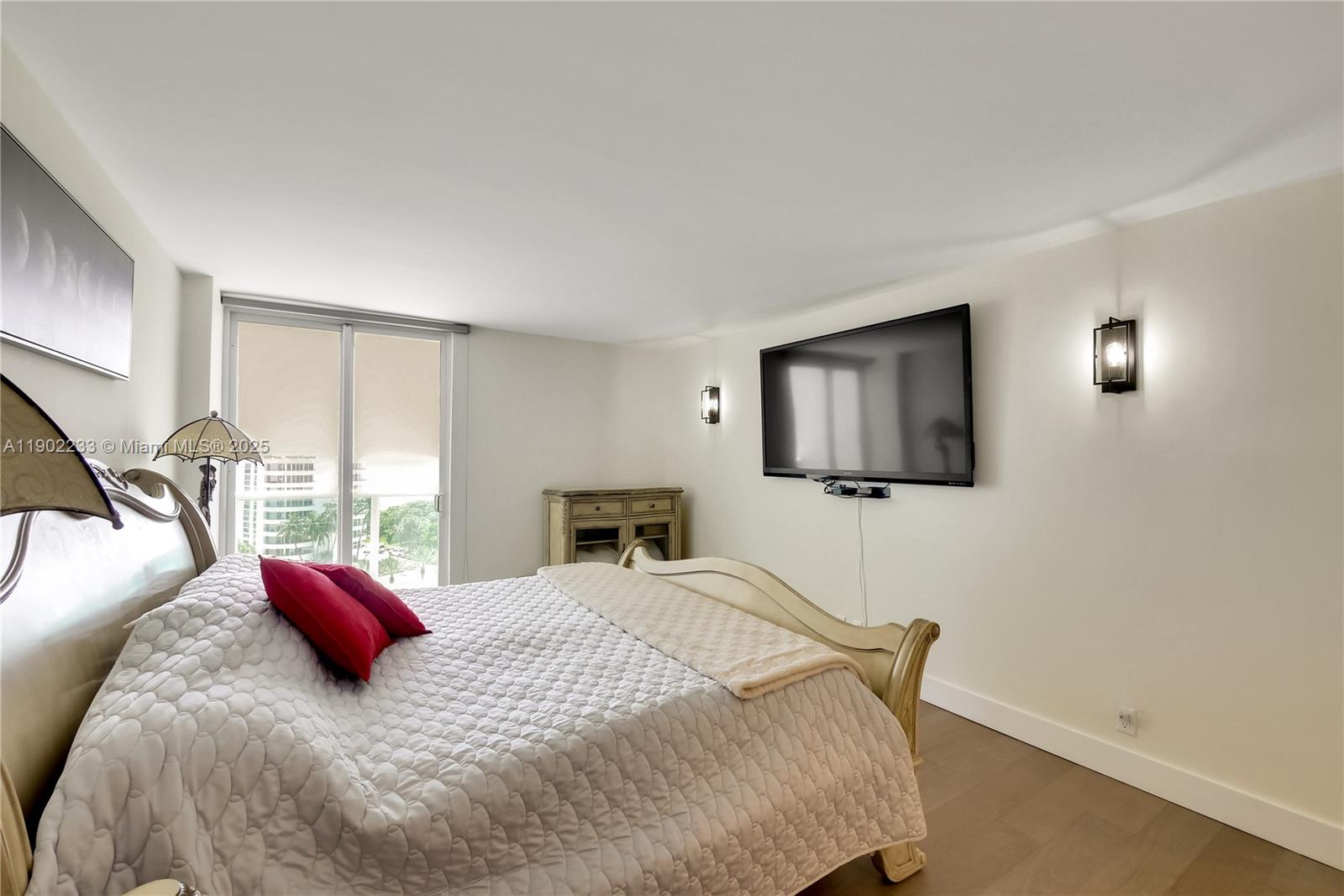 ARLEN HOUSE EAST CONDO - Residential