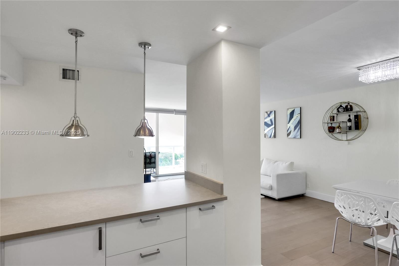 ARLEN HOUSE EAST CONDO - Residential