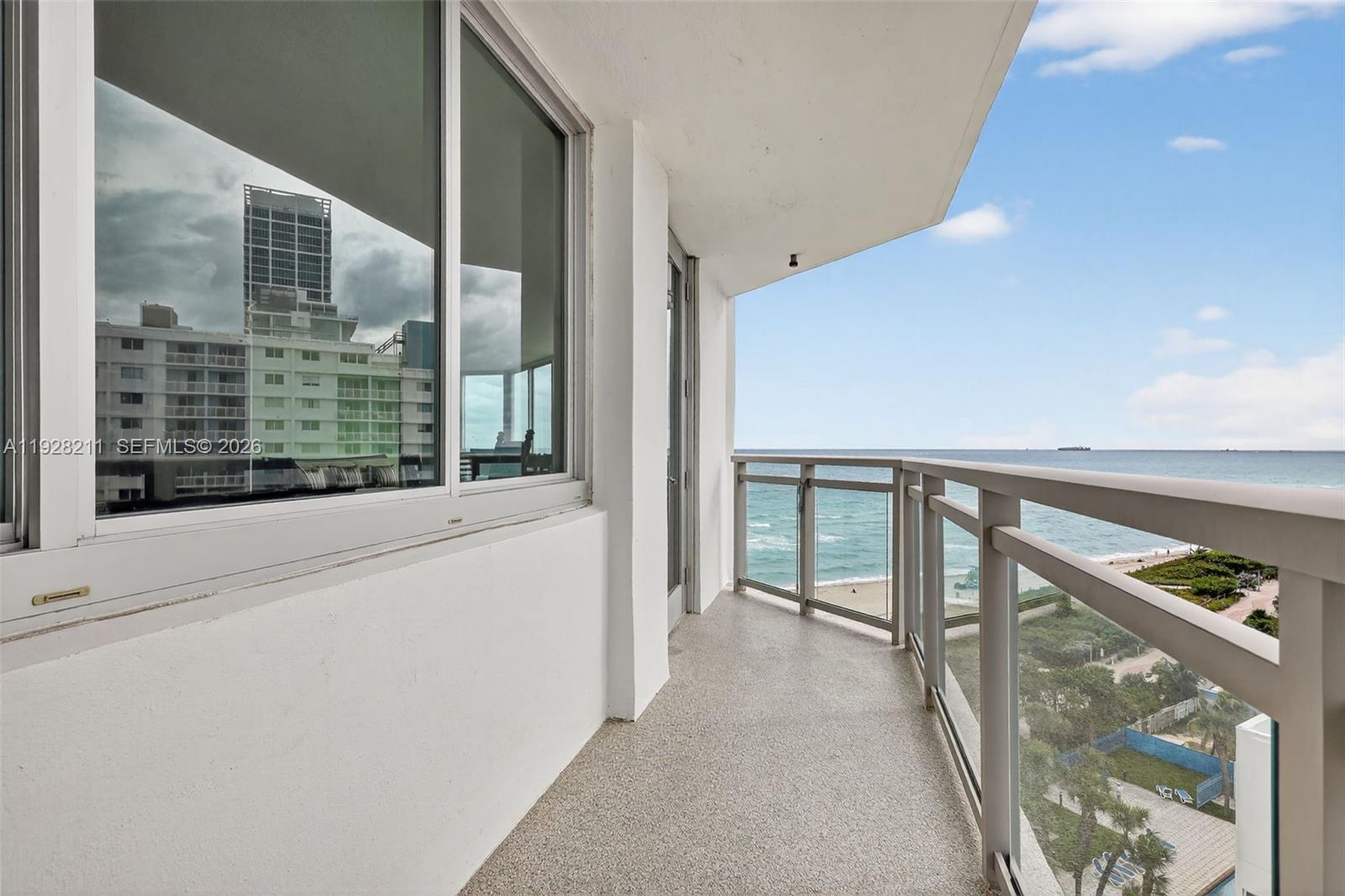 BURLEIGH HOUSE CONDO - Residential