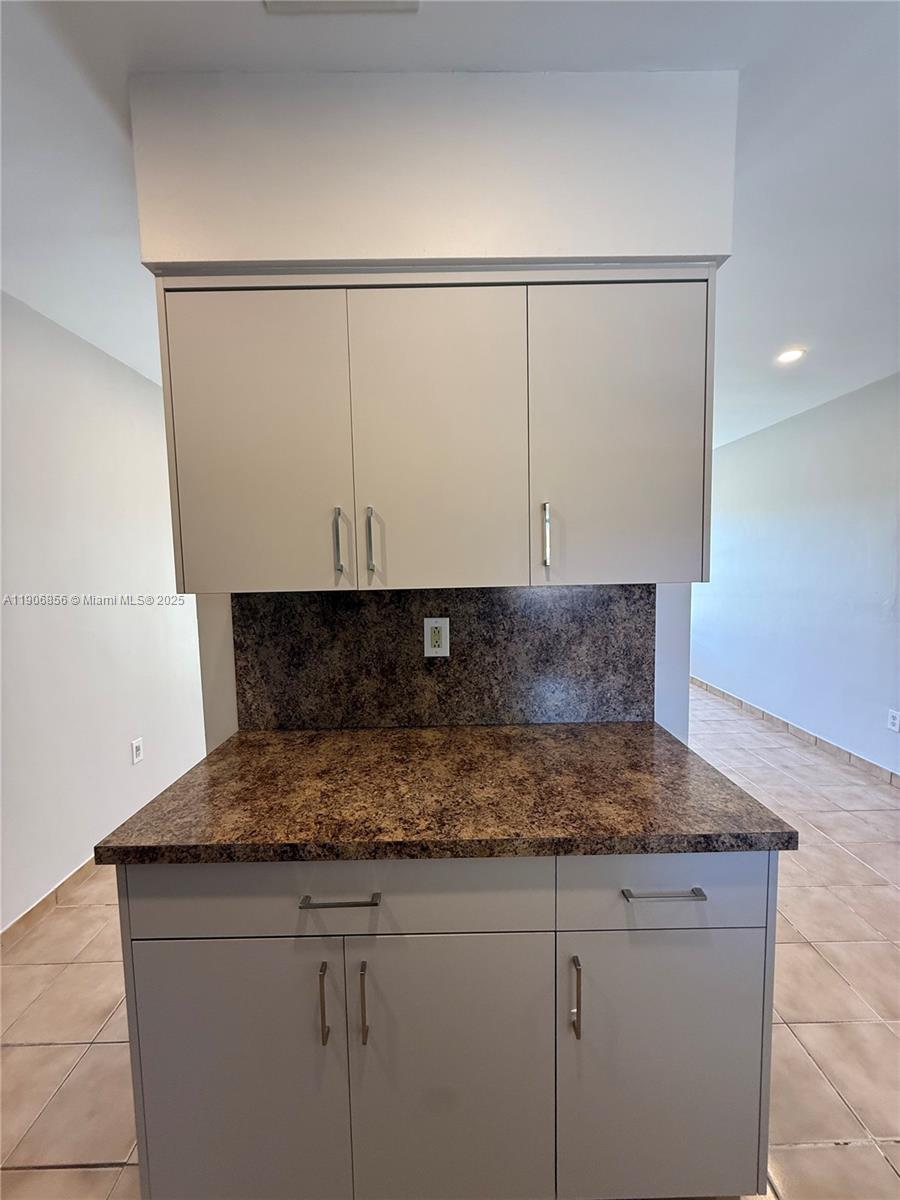 PALM SPRINGS SUB SEC A 4T - Residential