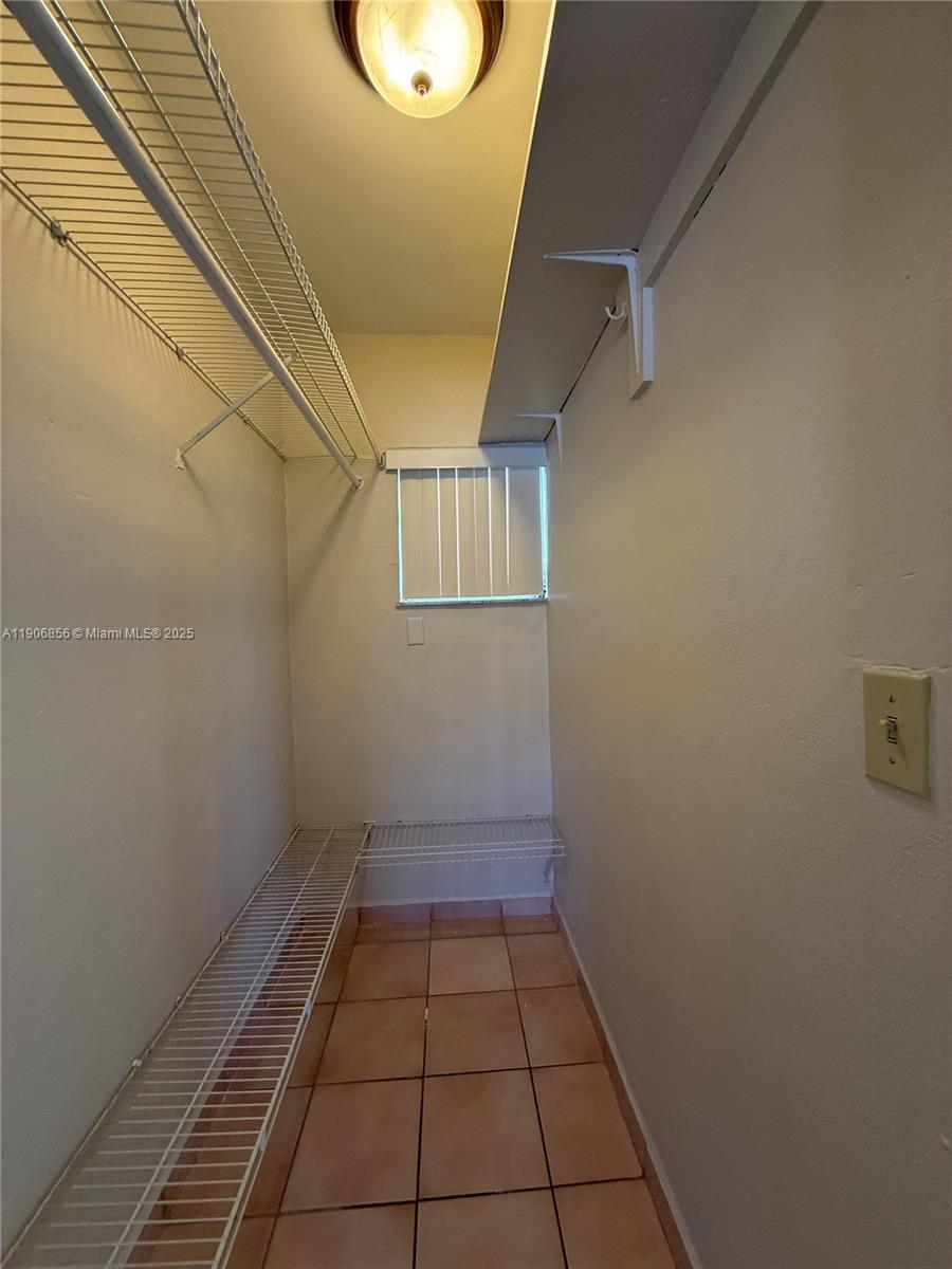 PALM SPRINGS SUB SEC A 4T - Residential