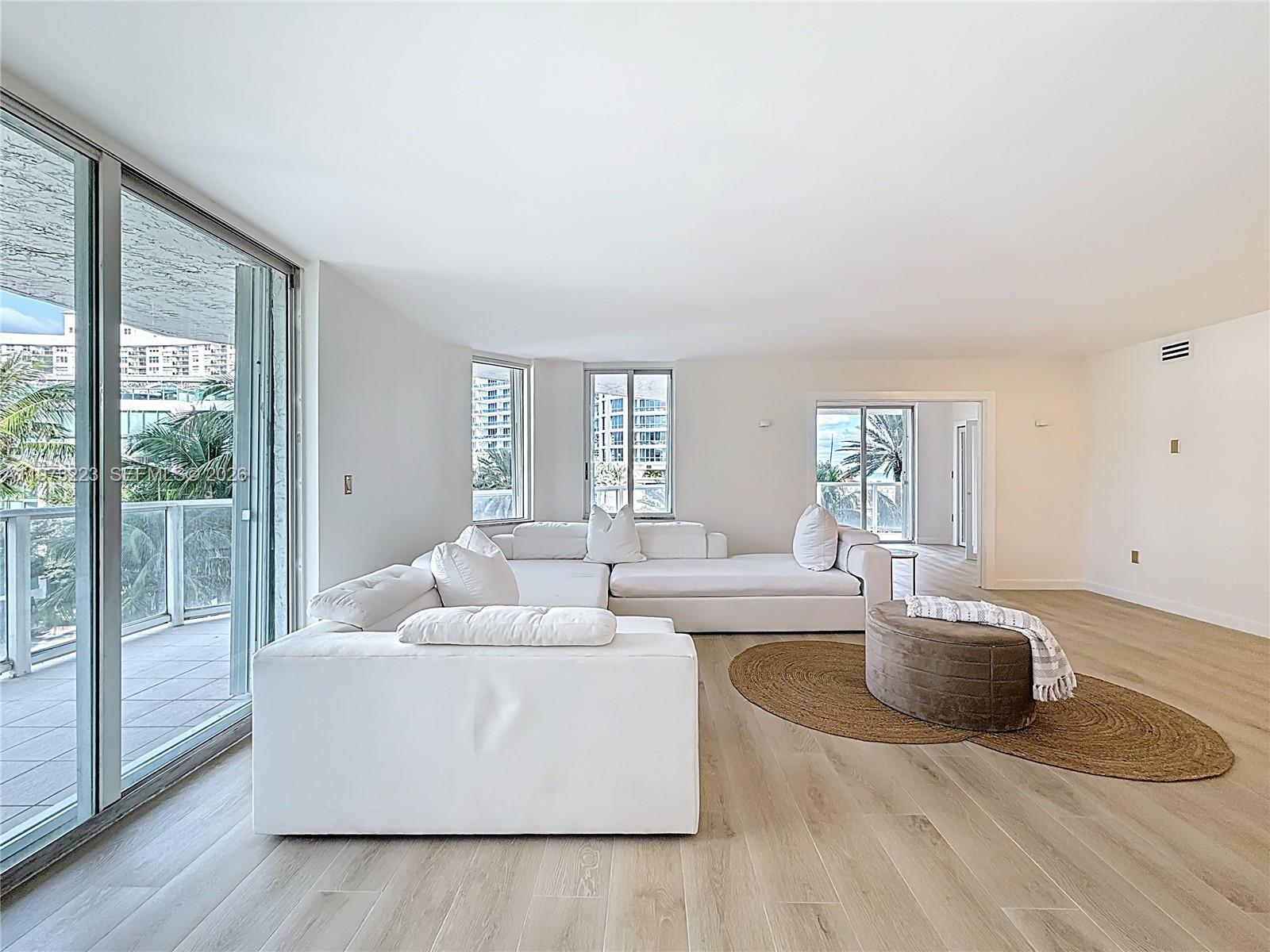 5900 Collins Ave 508