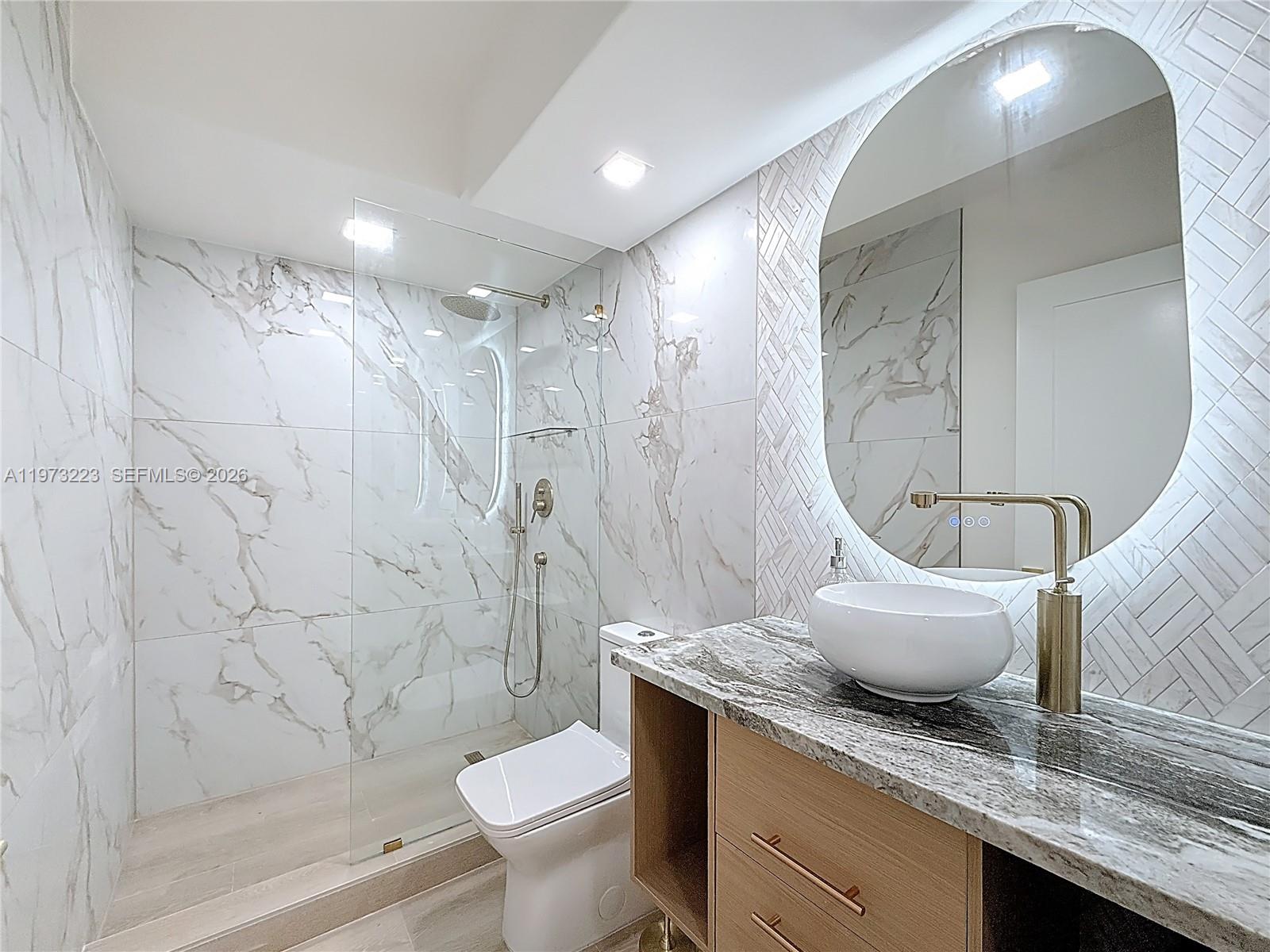 THE GRANDVIEW CONDO - Residential