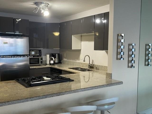 PARKER PLAZA CONDO ESTATE - Residential