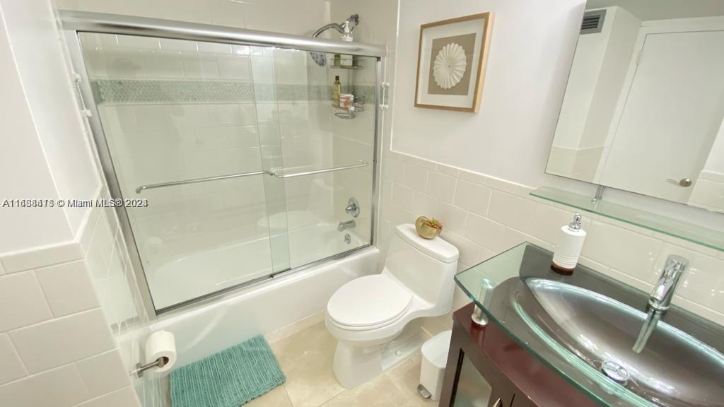 PARKER PLAZA CONDO ESTATE - Residential