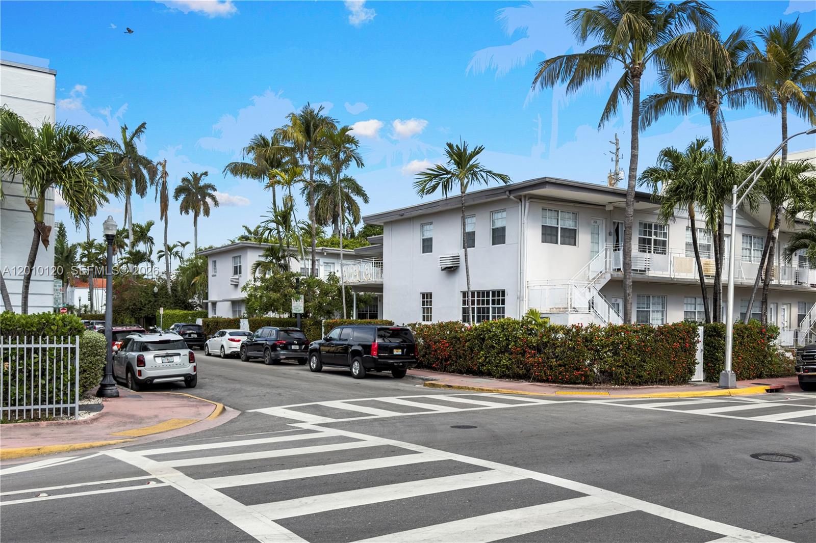 Espanola Way Villas Condo - Residential