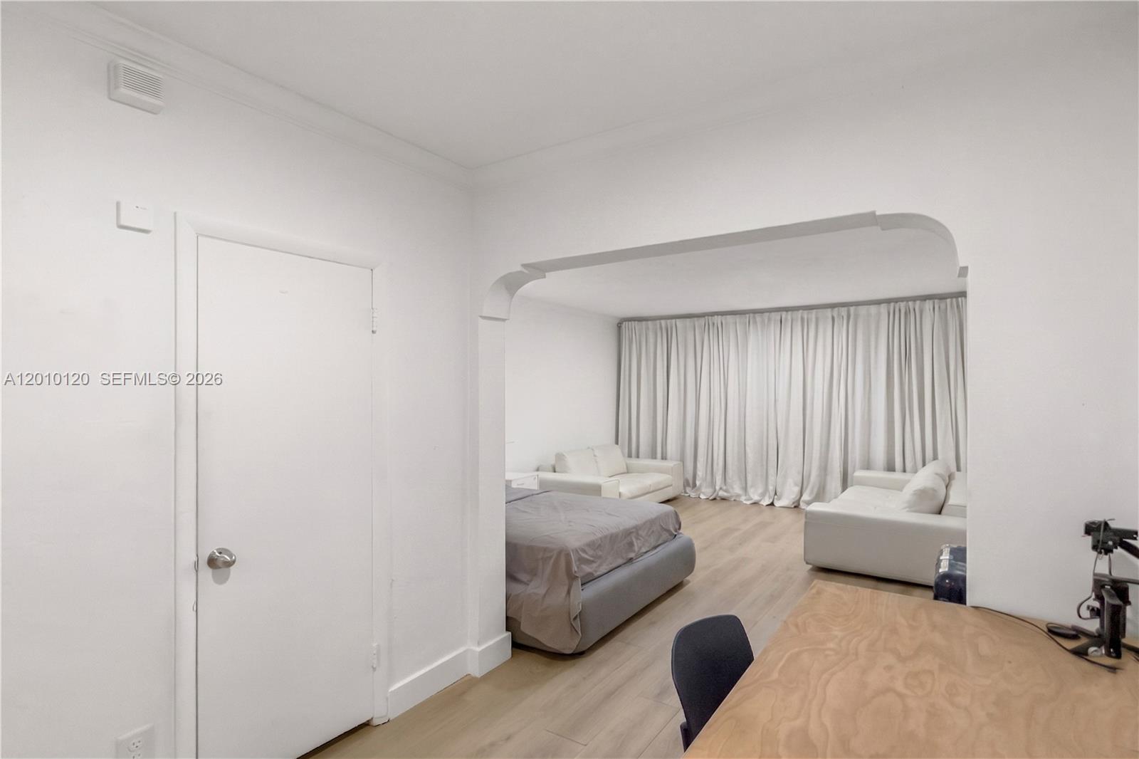Espanola Way Villas Condo - Residential