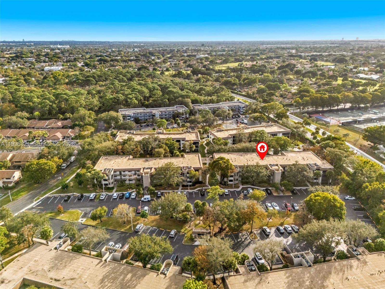 BONAIRE AT WOODMONT NO 3 - Residential