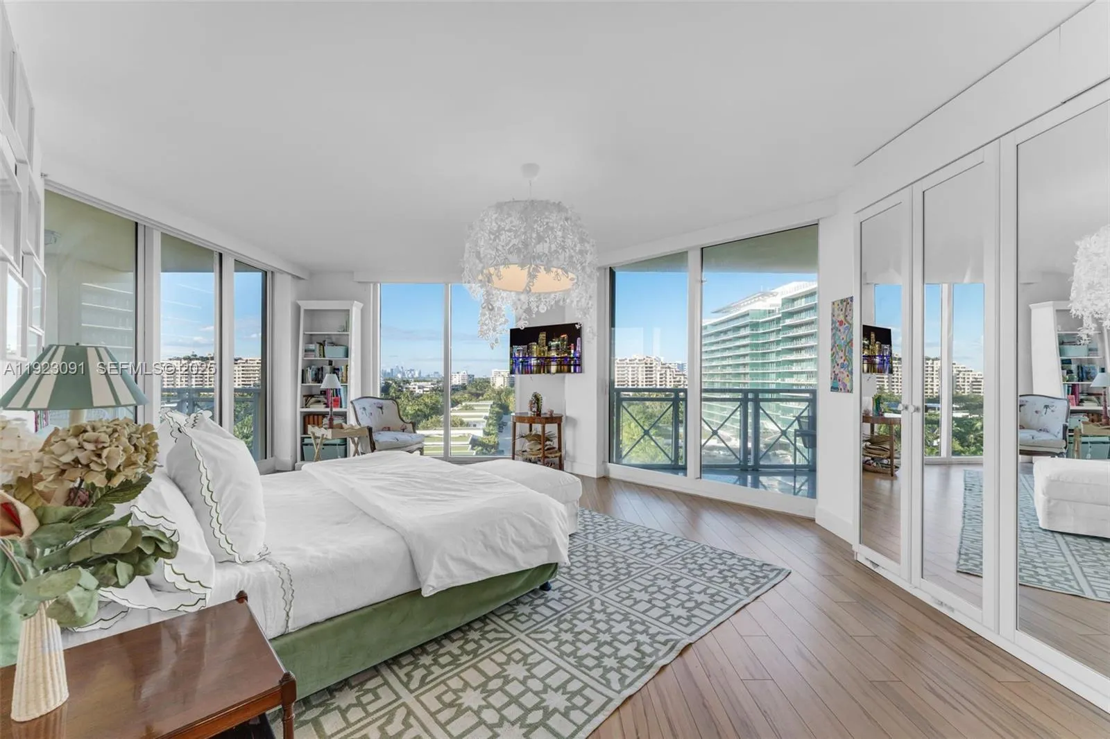 Key Biscayne, Florida 33149, United States, 3 Bedrooms Bedrooms, ,4 BathroomsBathrooms,Residential,Active,249760