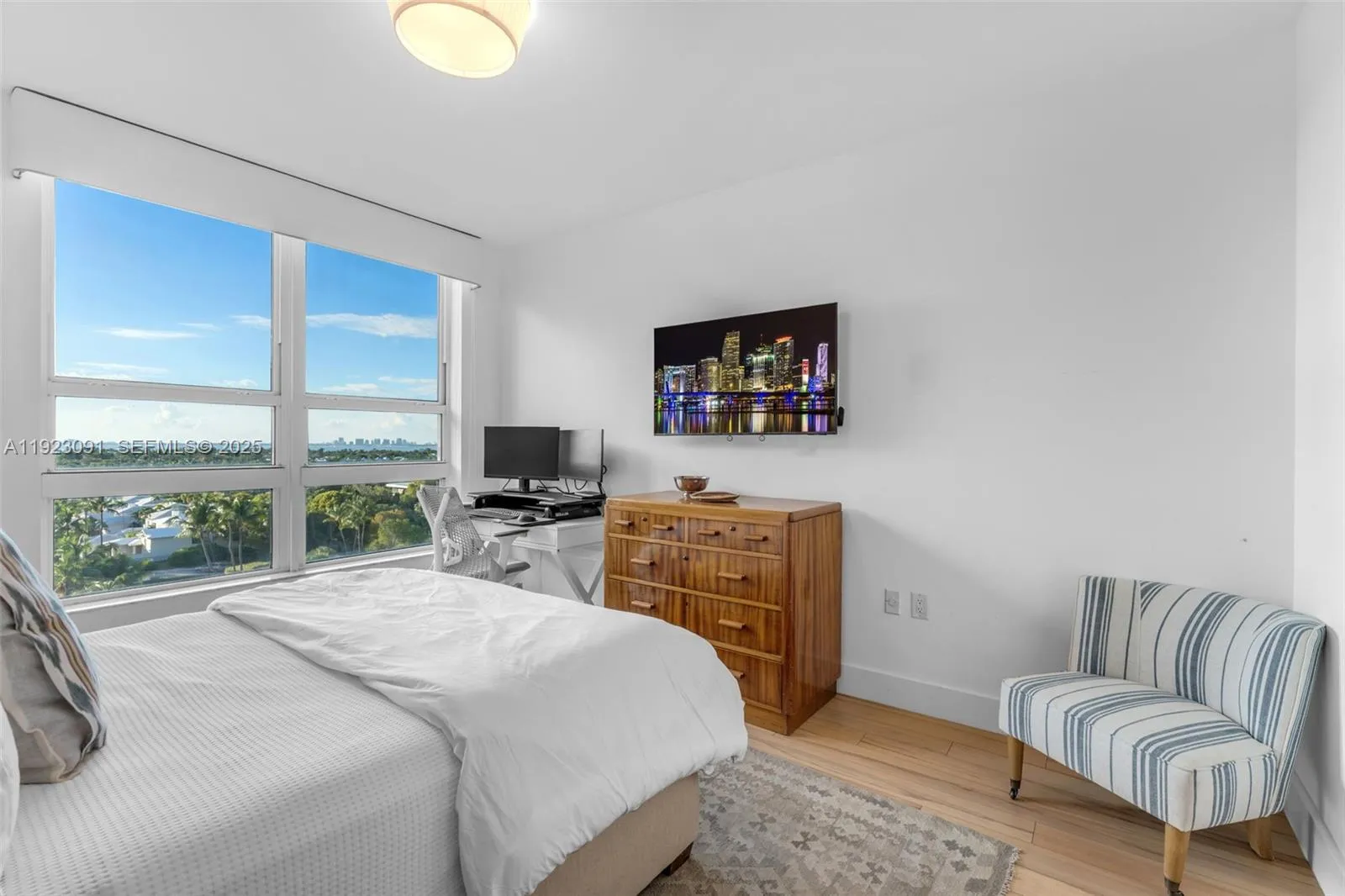 Key Biscayne, Florida 33149, United States, 3 Bedrooms Bedrooms, ,4 BathroomsBathrooms,Residential,Active,249760