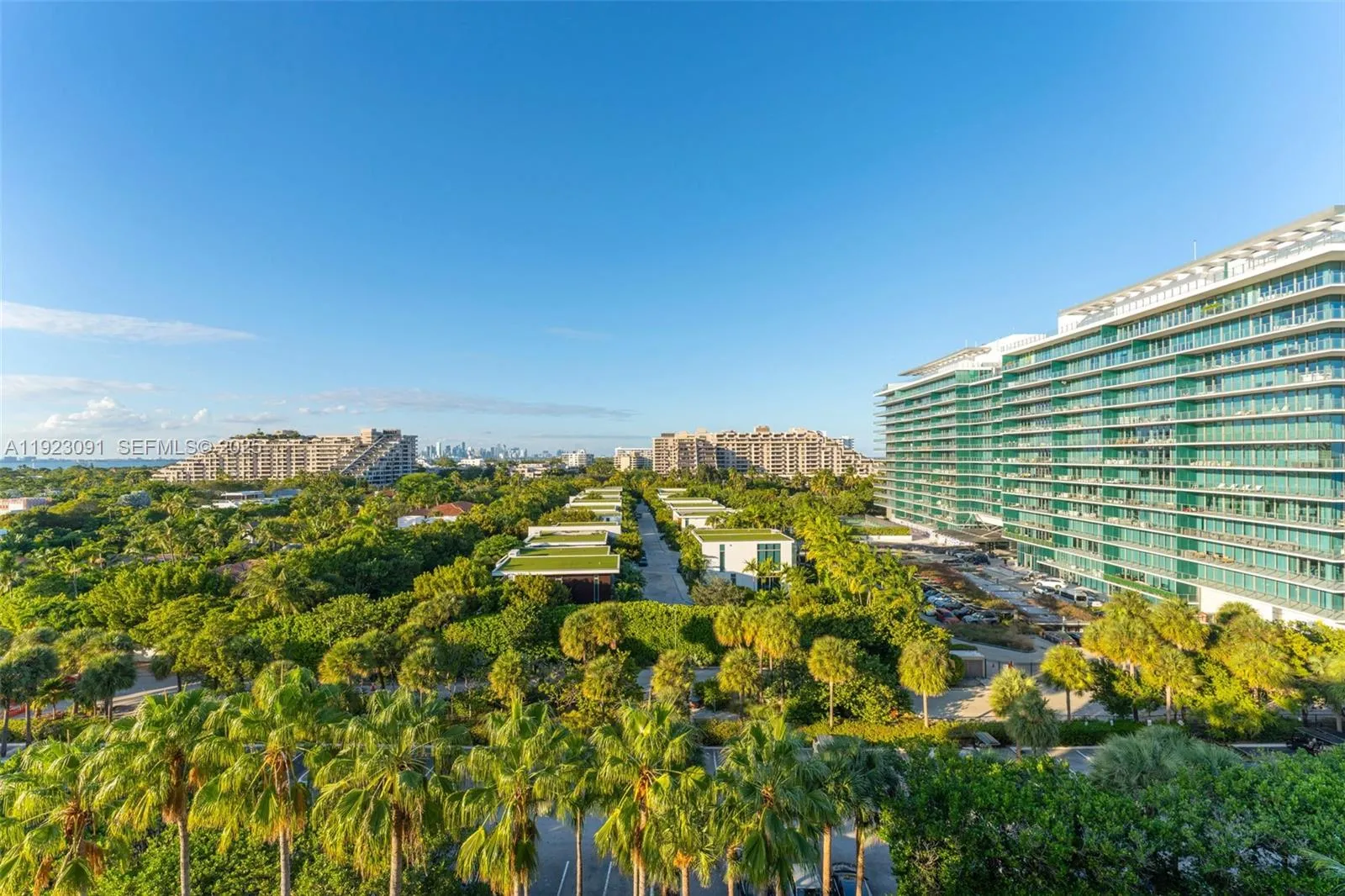 Key Biscayne, Florida 33149, United States, 3 Bedrooms Bedrooms, ,4 BathroomsBathrooms,Residential,Active,249760