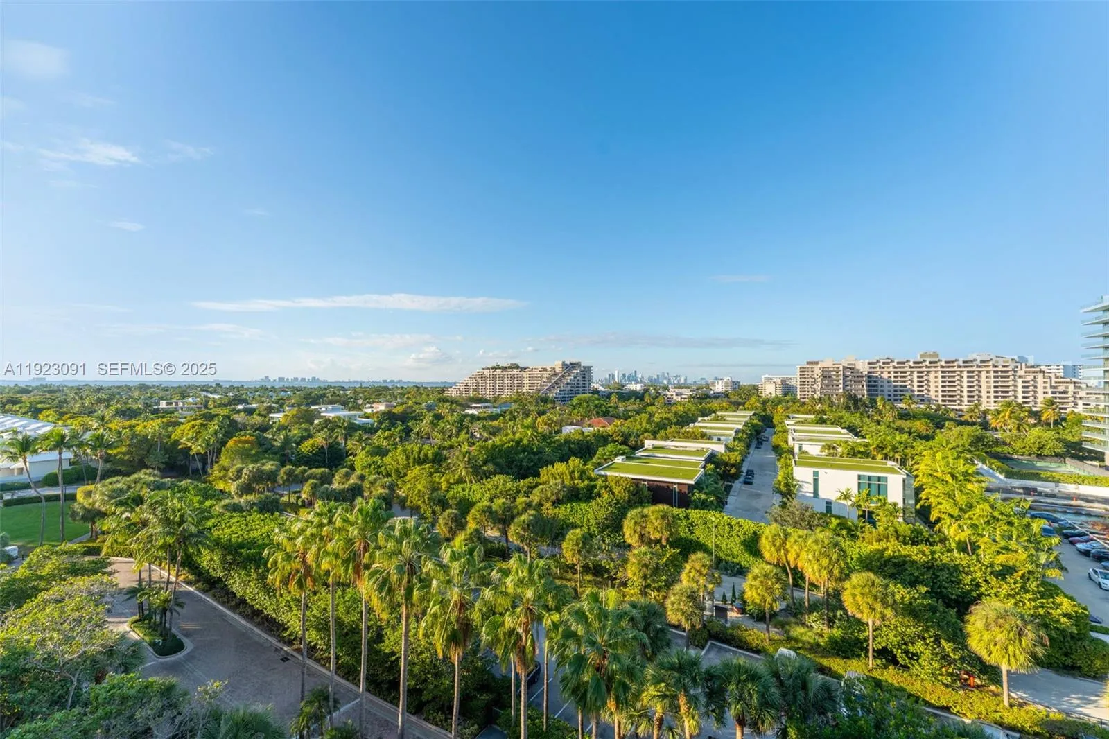 Key Biscayne, Florida 33149, United States, 3 Bedrooms Bedrooms, ,4 BathroomsBathrooms,Residential,Active,249760