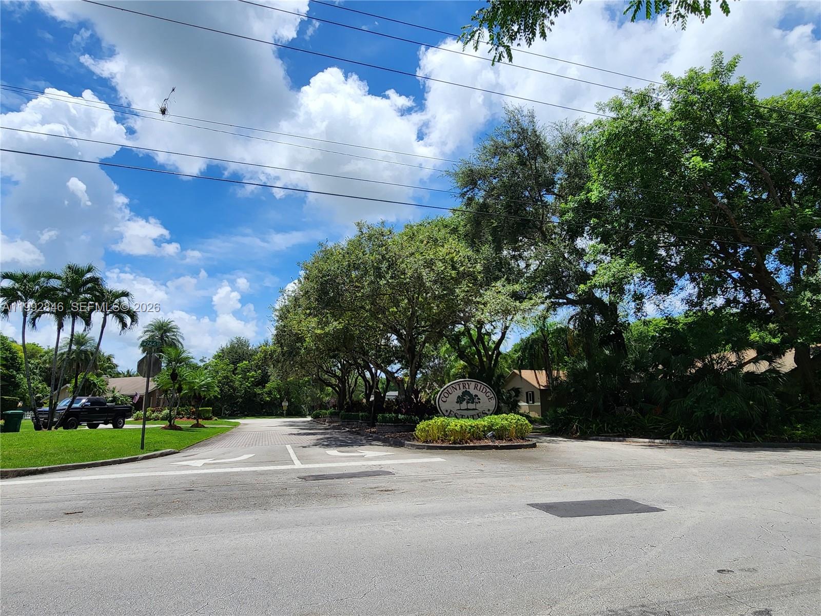 COUNTRY RIDGE ESTATES - Residential