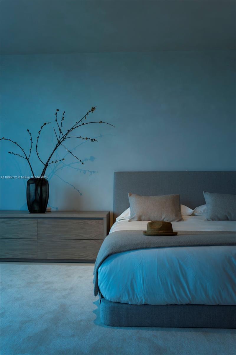 THE RESIDENCES AT THE BAT - Residential Lease