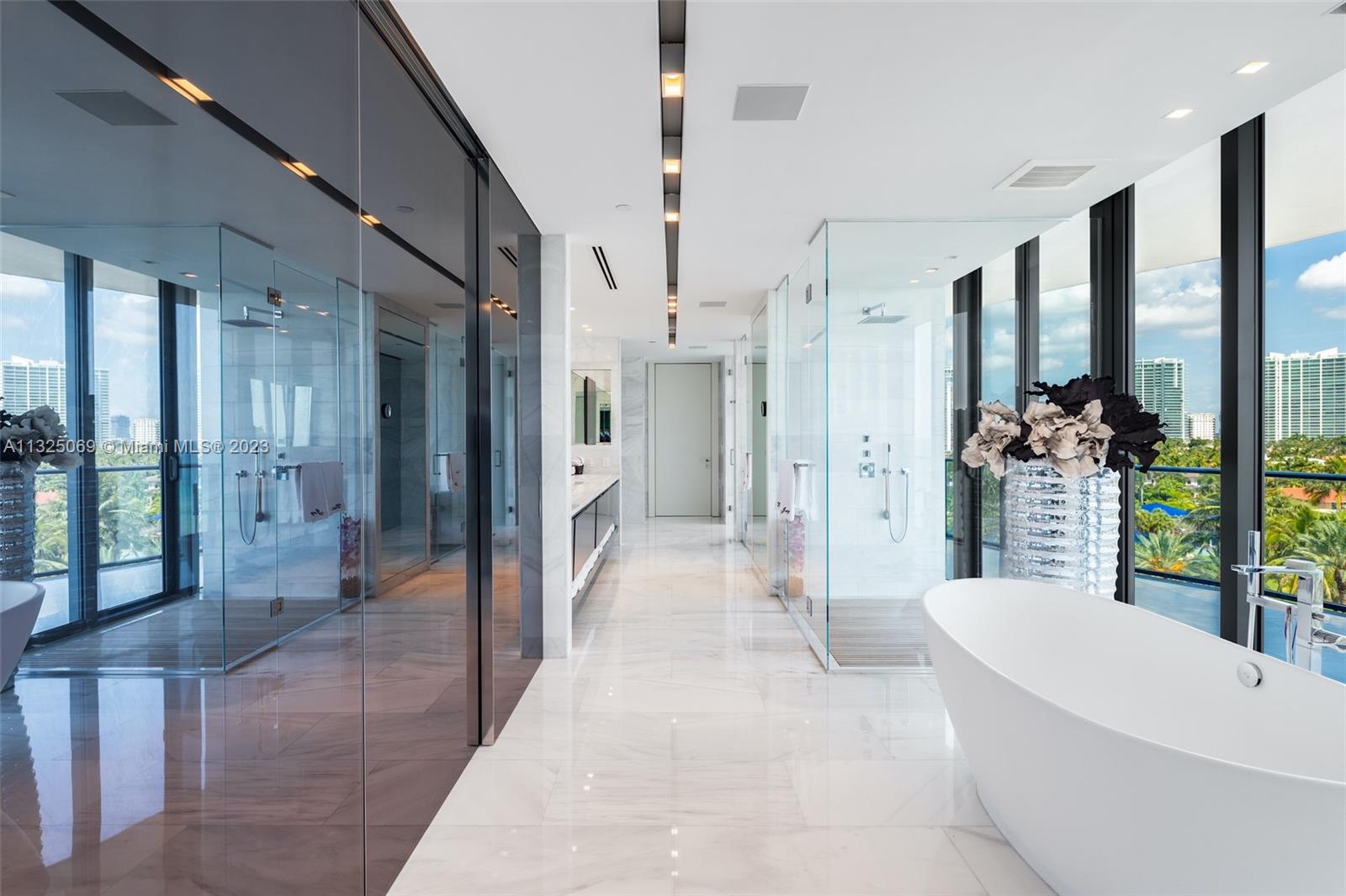 REGALIA CONDO - Residential