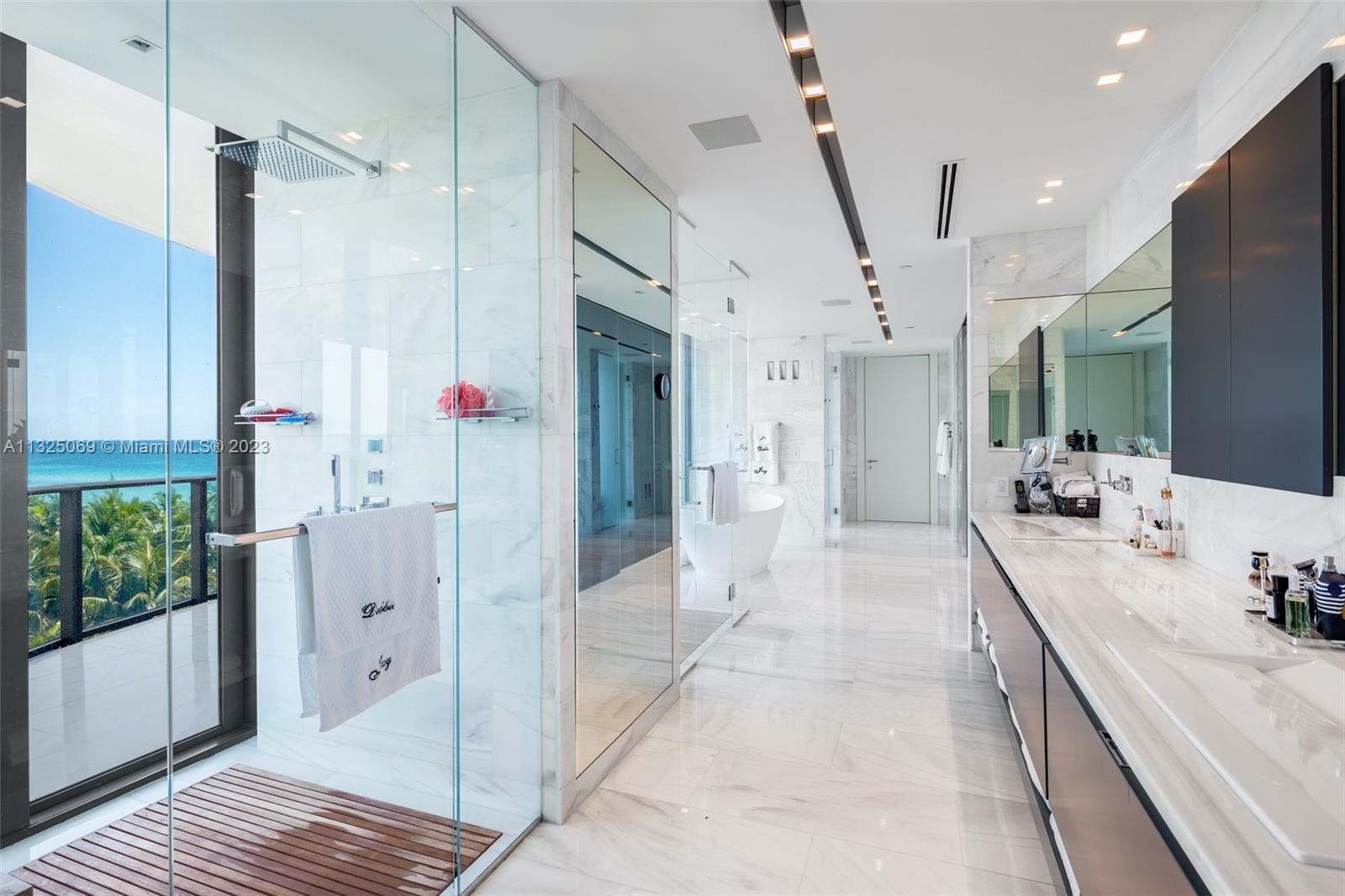 REGALIA CONDO - Residential