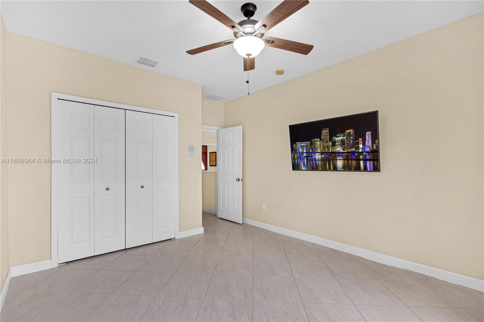 RIVENDELL EAST - Residential