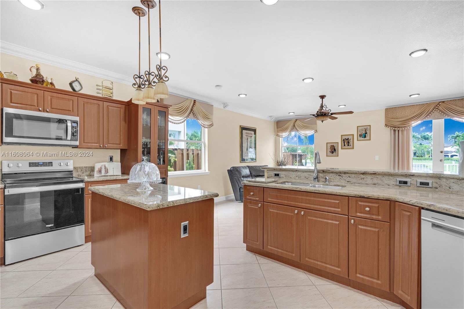 RIVENDELL EAST - Residential