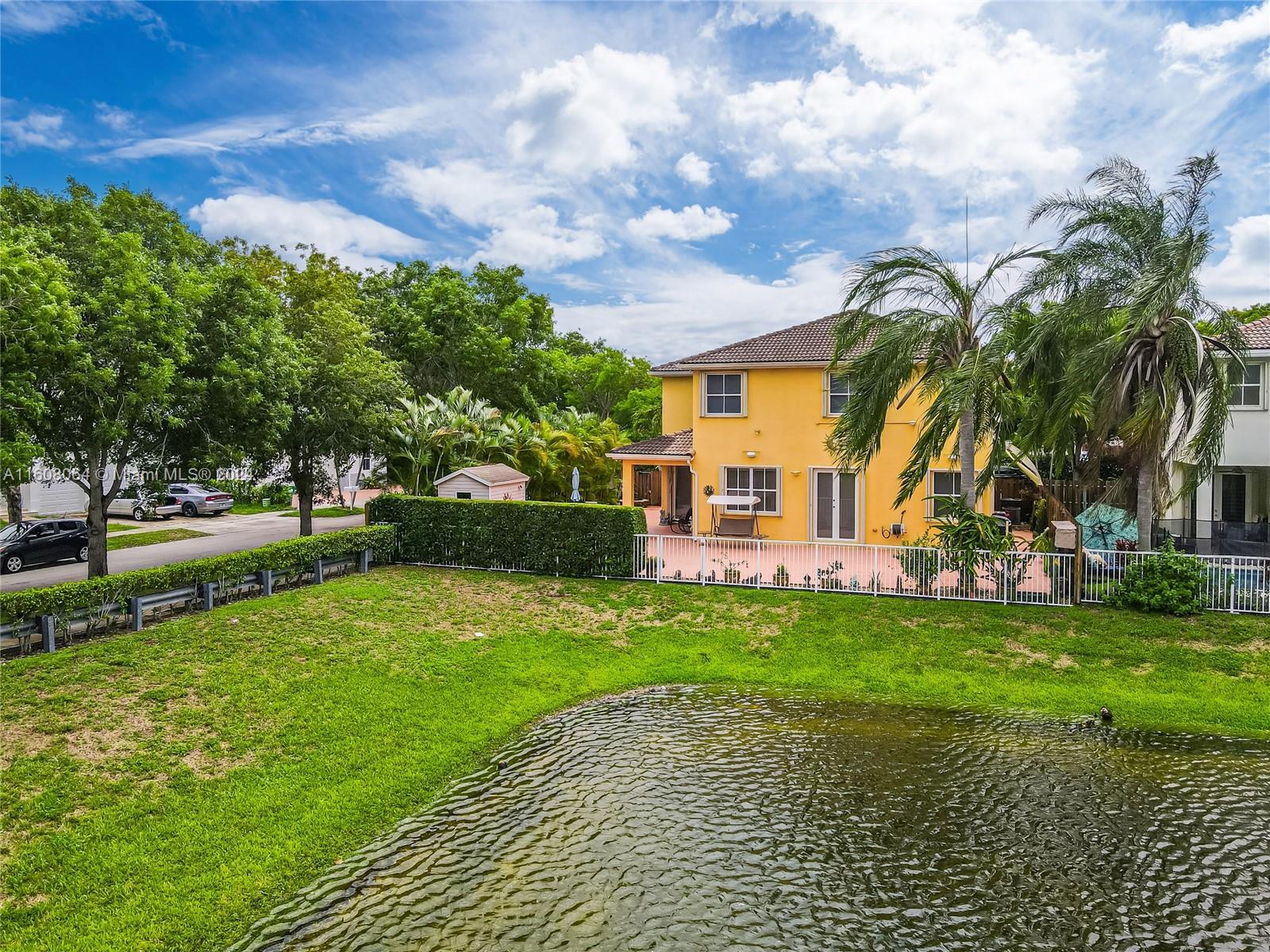 RIVENDELL EAST - Residential