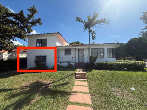 525 SW 22 AVE B Miami FL 33135