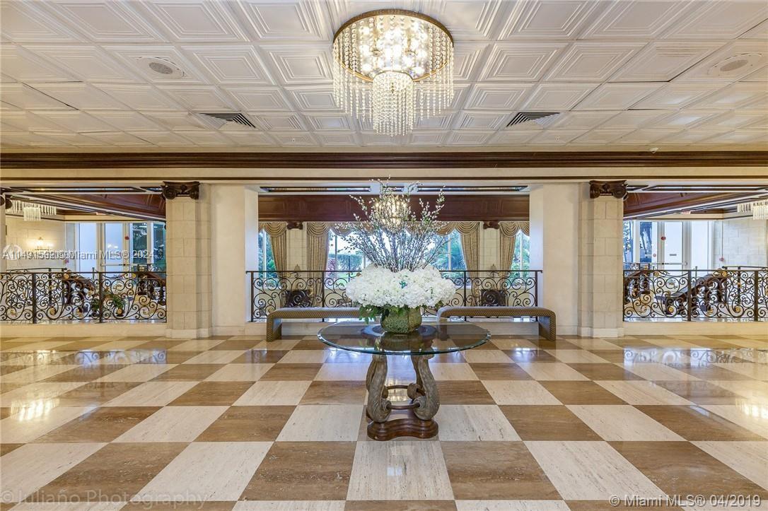 PARKER PLAZA ESTATES COND - Residential