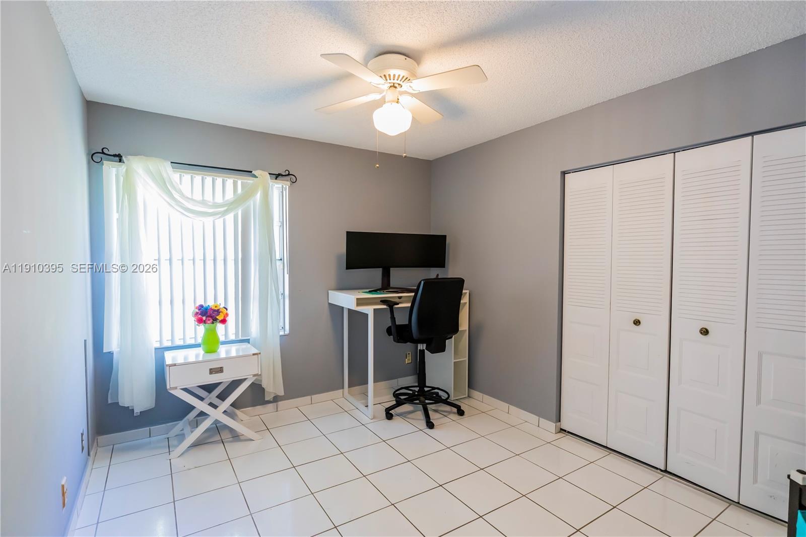 COUNTRY ISLES GARDEN HOME - Residential